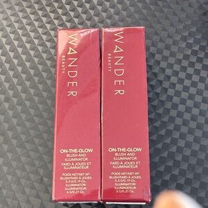 Wander Beauty On-The-Glow Blush and Illuminator - Bold Red